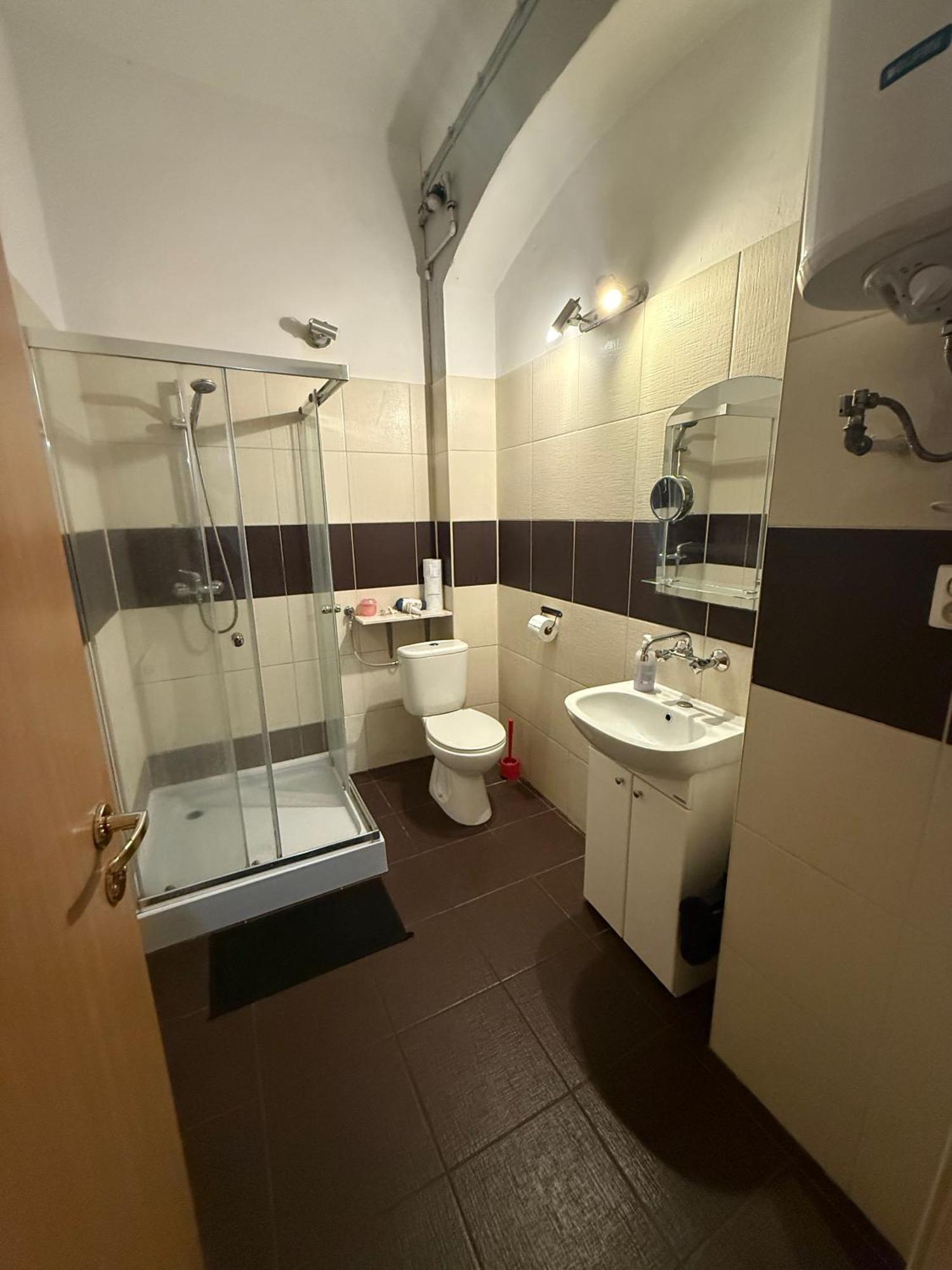 شقة Studio Red And White وودج المظهر الخارجي الصورة